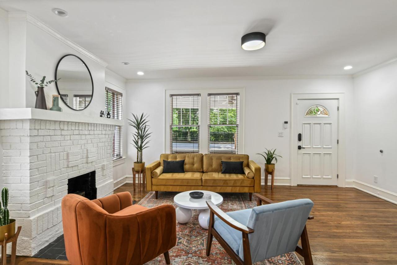 Sun Lit Bungalow With Good Vibes And Lots Of Wine - Designedbydom أتلانتا المظهر الخارجي الصورة